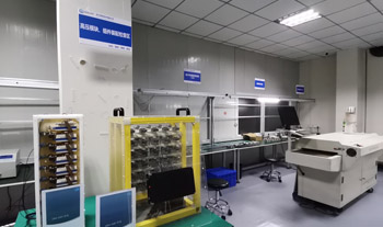 半導(dǎo)體開(kāi)關(guān)焊接生產(chǎn)車(chē)間